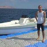 انا من العمرانية، متزوج، 40 سنة هنا من أجل البحث عن شريك لتحقيق زواج متعدد تعرف عليّ أكثر من خلال بروفايلي، فربّ صدفة خير من ألف ميعاد.