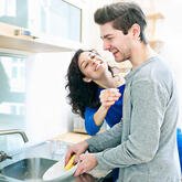 شكلي متناسق، 33 سنة هنا من أجل البحث عن شريك لتحقيق علاقة تعارف تعرف عليّ أكثر من خلال بروفايلي، فقد تكون الصدفة التي تجمعنا أفضل من ألف ميعاد.