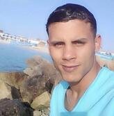 انا من برج الحوت، 36 سنة هنا من أجل البحث عن شريك لتحقيق زواج عادي تعرف عليّ أكثر من خلال بروفايلي، فربما نجمك هو الذي دلّك إلي.