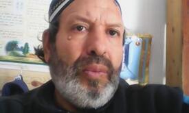 انا من المروج، مطلق، 55 سنة هنا من أجل البحث عن شريك لتحقيق زواج عادي تعرف عليّ أكثر من خلال بروفايلي، فربّ صدفة خير من ألف ميعاد.