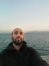 انا أعزب، 49 سنة هنا من أجل البحث عن شريك لتحقيق زواج عادي تعرف عليّ أكثر من خلال بروفايلي، فربّ صدفة خير من ألف ميعاد.