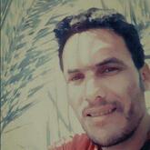 انا من المدينة، أعزب، 42 سنة هنا من أجل البحث عن شريك لتحقيق علاقة تعارف تعرف عليّ أكثر من خلال بروفايلي، فربّ صدفة خير من ألف ميعاد.