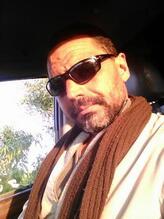 انا من فايد، أرمل، 52 سنة هنا من أجل البحث عن شريك لتحقيق زواج عادي تعرف عليّ أكثر من خلال بروفايلي، فربّ صدفة خير من ألف ميعاد.