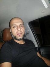 انا من بن عاشور، متزوج، 50 سنة هنا من أجل البحث عن شريك لتحقيق 0 تعرف عليّ أكثر من خلال بروفايلي، فربّ صدفة خير من ألف ميعاد.