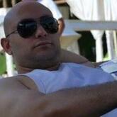 انا من حدائق الاهرام، متزوج، 41 سنة هنا من أجل البحث عن شريك لتحقيق زواج متعدد تعرف عليّ أكثر من خلال بروفايلي، فربّ صدفة خير من ألف ميعاد.
