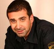 انا من اى بلد، أعزب، 44 سنة هنا من أجل البحث عن شريك لتحقيق زواج عادي تعرف عليّ أكثر من خلال بروفايلي، فربّ صدفة خير من ألف ميعاد.