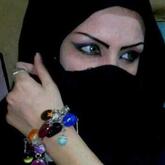انا من ذوات العيون أخضر هنا من أجل البحث عن شريك لتحقيق زواج عادي تعرف عليّ أكثر من خلال بروفايلي، فقد تكون الأقدار هي البداية.