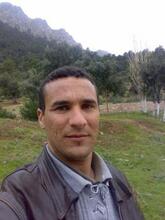 انا من tiaret، أعزب، 42 سنة هنا من أجل البحث عن شريك لتحقيق زواج عادي تعرف عليّ أكثر من خلال بروفايلي، فربّ صدفة خير من ألف ميعاد.
