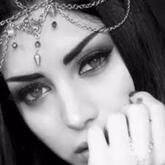 انا عزباء، 27 سنة هنا من أجل البحث عن شريك لتحقيق زواج عادي تعرف عليّ أكثر من خلال بروفايلي، فربّ صدفة خير من ألف ميعاد.