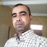 انا من كرو، متزوج، 55 سنة هنا من أجل البحث عن شريك لتحقيق زواج متعدد تعرف عليّ أكثر من خلال بروفايلي، فربّ صدفة خير من ألف ميعاد.