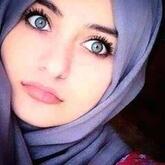 انا من تيارت، عزباء، 27 سنة هنا من أجل البحث عن شريك لتحقيق زواج عادي تعرف عليّ أكثر من خلال بروفايلي، فربّ صدفة خير من ألف ميعاد.