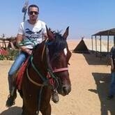 انا من الزيتون، أعزب، 41 سنة هنا من أجل البحث عن شريك لتحقيق زواج عادي تعرف عليّ أكثر من خلال بروفايلي، فربّ صدفة خير من ألف ميعاد.