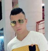 انا من الزيتون، أعزب، 27 سنة هنا من أجل البحث عن شريك لتحقيق زواج عادي تعرف عليّ أكثر من خلال بروفايلي، فربّ صدفة خير من ألف ميعاد.