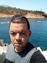 انا من tipaza، أعزب، 34 سنة هنا من أجل البحث عن شريك لتحقيق زواج عادي تعرف عليّ أكثر من خلال بروفايلي، فربّ صدفة خير من ألف ميعاد.