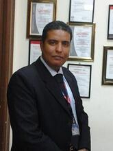 انا أعزب، 47 سنة هنا من أجل البحث عن شريك لتحقيق زواج عادي تعرف عليّ أكثر من خلال بروفايلي، فربّ صدفة خير من ألف ميعاد.