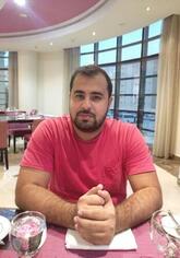 انا أعزب، 36 سنة هنا من أجل البحث عن شريك لتحقيق زواج عادي تعرف عليّ أكثر من خلال بروفايلي، فربّ صدفة خير من ألف ميعاد.