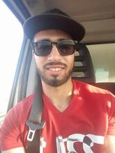 انا أعزب، 35 سنة هنا من أجل البحث عن شريك لتحقيق زواج مسيار تعرف عليّ أكثر من خلال بروفايلي، فربّ صدفة خير من ألف ميعاد.