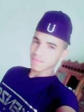 انا من سيدي بوزيد، أعزب، 45 سنة هنا من أجل البحث عن شريك لتحقيق زواج عادي تعرف عليّ أكثر من خلال بروفايلي، فربّ صدفة خير من ألف ميعاد.