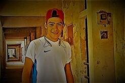 انا أعزب، 27 سنة هنا من أجل البحث عن شريك لتحقيق علاقة تعارف تعرف عليّ أكثر من خلال بروفايلي، فربّ صدفة خير من ألف ميعاد.