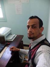 انا من بير الجير، أعزب، 45 سنة هنا من أجل البحث عن شريك لتحقيق زواج عادي تعرف عليّ أكثر من خلال بروفايلي، فربّ صدفة خير من ألف ميعاد.
