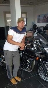 انا من اطسا، أعزب، 35 سنة هنا من أجل البحث عن شريك لتحقيق تعارف جاد .