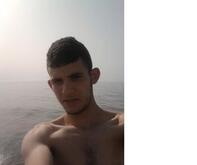 انا من el milia، أعزب، 30 سنة هنا من أجل البحث عن شريك لتحقيق علاقة تعارف تعرف عليّ أكثر من خلال بروفايلي، فربّ صدفة خير من ألف ميعاد.