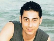 انا من الشرقيه، أعزب، 40 سنة هنا من أجل البحث عن شريك لتحقيق زواج عادي تعرف عليّ أكثر من خلال بروفايلي، فربّ صدفة خير من ألف ميعاد.