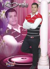 انا من المنيا، أعزب، 33 سنة هنا من أجل البحث عن شريك لتحقيق زواج عادي تعرف عليّ أكثر من خلال بروفايلي، فربّ صدفة خير من ألف ميعاد.