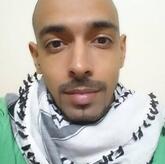 شاب مثقف، متفتح،واعي، حنون، طموح. هواياتي القراءة و الرياضة و السباحة, أبحث عن بنت الحلال بنت متفهمة، صبورة، طموحة، تحب الحياة و ان لا تكون عنيدة لان هذة الصفة بكرها...