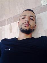 انا من حي الرياض ، أعزب، 33 سنة هنا من أجل البحث عن شريك لتحقيق علاقة تعارف تعرف عليّ أكثر من خلال بروفايلي، فربّ صدفة خير من ألف ميعاد.