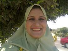 انا أرملة، 44 سنة هنا من أجل البحث عن شريك لتحقيق زواج مسيار تعرف عليّ أكثر من خلال بروفايلي، فربّ صدفة خير من ألف ميعاد.