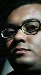 انا شاب اهوي القراءة والكتابه واكتساب مهرات جديده وارغب في انسانه اعرف افكر معاها اناقشها واخد رئيها عندي اقتناع ان الراجب بدون امراءه ذي السفينه التائهه في البحر .انا رياضي...