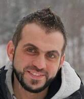 انا من ستوكهولم، مطلق، 40 سنة هنا من أجل البحث عن شريك لتحقيق زواج عادي تعرف عليّ أكثر من خلال بروفايلي، فربّ صدفة خير من ألف ميعاد.