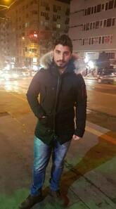 انا من بورصا، أعزب، 29 سنة هنا من أجل البحث عن شريك لتحقيق زواج عادي تعرف عليّ أكثر من خلال بروفايلي، فربّ صدفة خير من ألف ميعاد.