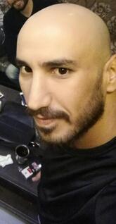 انا أعزب، 37 سنة هنا من أجل البحث عن شريك لتحقيق علاقة تعارف تعرف عليّ أكثر من خلال بروفايلي، فربّ صدفة خير من ألف ميعاد.