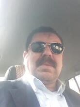 انا من البويرة، متزوج، 55 سنة هنا من أجل البحث عن شريك لتحقيق زواج متعدد تعرف عليّ أكثر من خلال بروفايلي، فربّ صدفة خير من ألف ميعاد.