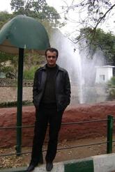انا من ليون، أعزب، 45 سنة هنا من أجل البحث عن شريك لتحقيق زواج عادي تعرف عليّ أكثر من خلال بروفايلي، فربّ صدفة خير من ألف ميعاد.
