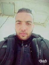 انا من boukadir، أعزب، 33 سنة هنا من أجل البحث عن شريك لتحقيق علاقة تعارف تعرف عليّ أكثر من خلال بروفايلي، فربّ صدفة خير من ألف ميعاد.