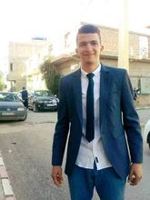 انا من بريكة، أعزب، 27 سنة هنا من أجل البحث عن شريك لتحقيق علاقة تعارف تعرف عليّ أكثر من خلال بروفايلي، فربّ صدفة خير من ألف ميعاد.