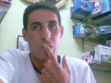 انا أعزب، 51 سنة هنا من أجل البحث عن شريك لتحقيق زواج عادي تعرف عليّ أكثر من خلال بروفايلي، فربّ صدفة خير من ألف ميعاد.