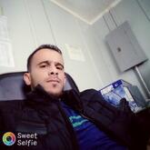 انا من حاسي مسعود، أعزب، 35 سنة هنا من أجل البحث عن شريك لتحقيق علاقة تعارف تعرف عليّ أكثر من خلال بروفايلي، فربّ صدفة خير من ألف ميعاد.