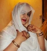 انا من العيون ـ بوجدور، مطلقة، 38 سنة هنا من أجل البحث عن شريك لتحقيق زواج عادي تعرف عليّ أكثر من خلال بروفايلي، فربّ صدفة خير من ألف ميعاد.