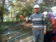 انا من بيوكرى، متزوج، 54 سنة هنا من أجل البحث عن شريك لتحقيق علاقة تعارف تعرف عليّ أكثر من خلال بروفايلي، فربّ صدفة خير من ألف ميعاد.