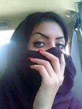 انا عزباء، 35 سنة هنا من أجل البحث عن شريك لتحقيق زواج عادي تعرف عليّ أكثر من خلال بروفايلي، فربّ صدفة خير من ألف ميعاد.