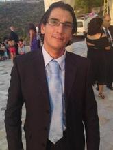انا من الشمال، أعزب، 44 سنة هنا من أجل البحث عن شريك لتحقيق زواج عادي تعرف عليّ أكثر من خلال بروفايلي، فربّ صدفة خير من ألف ميعاد.