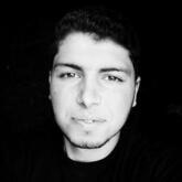 انا من دمياط الجديدة، أعزب، 26 سنة هنا من أجل البحث عن شريك لتحقيق علاقة تعارف تعرف عليّ أكثر من خلال بروفايلي، فربّ صدفة خير من ألف ميعاد.