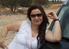 انا من المنيا، عزباء، 40 سنة هنا من أجل البحث عن شريك لتحقيق زواج عادي تعرف عليّ أكثر من خلال بروفايلي، فربّ صدفة خير من ألف ميعاد.