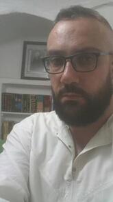 انا أعزب، 48 سنة هنا من أجل البحث عن شريك لتحقيق زواج عادي تعرف عليّ أكثر من خلال بروفايلي، فربّ صدفة خير من ألف ميعاد.