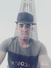 انا من سكرة، u، 28 سنة هنا من أجل البحث عن شريك لتحقيق زواج عادي تعرف عليّ أكثر من خلال بروفايلي، فربّ صدفة خير من ألف ميعاد.