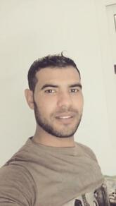 انا u، 34 سنة هنا من أجل البحث عن شريك لتحقيق زواج عادي تعرف عليّ أكثر من خلال بروفايلي، فربّ صدفة خير من ألف ميعاد.